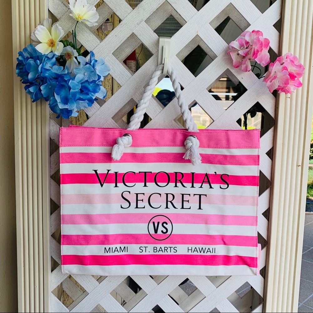 Victoria’s Secret tote bag